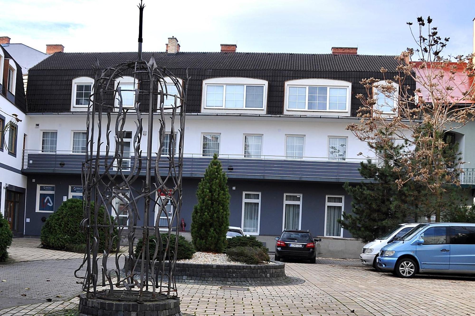 Apartmány Mojžitov dvor Lučenec Exterior foto